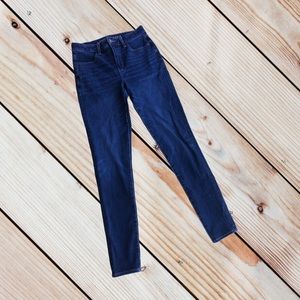 American Eagle size 6 long super hi-rise jegging